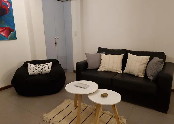 Casa Vimont Con Cochera Propia